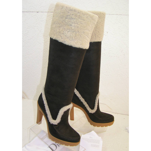 NIB DIOR POLAIRE TALL SHEARLING FUR SUEDE CD LOGO BROWN PLATFORM BOOTS 39 9 - Picture 1 of 10